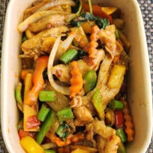 24 - Phad Krapauw Kai