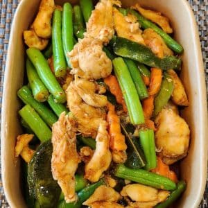 29 - Phad Prik Kaeng Kai